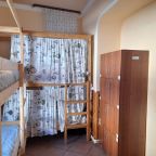 Восьмиместный (Спальное место в общем 8-миместном номере. Корпус "Свои-2"), Хостел Свои