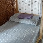 Восьмиместный (Спальное место в дамском 8-миместном номере. №5, Корпус "Свои-2"), Хостел Свои