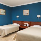 Двухместный (Улучшенный номер с 2 отдельными кроватями), Отель Александровский сад