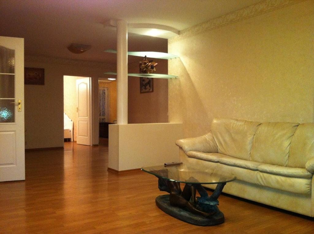 Апартаменты (Апартаменты «Комфорт» с 2 спальнями - Проспект Машерова 54) апартамента Классические, Минск