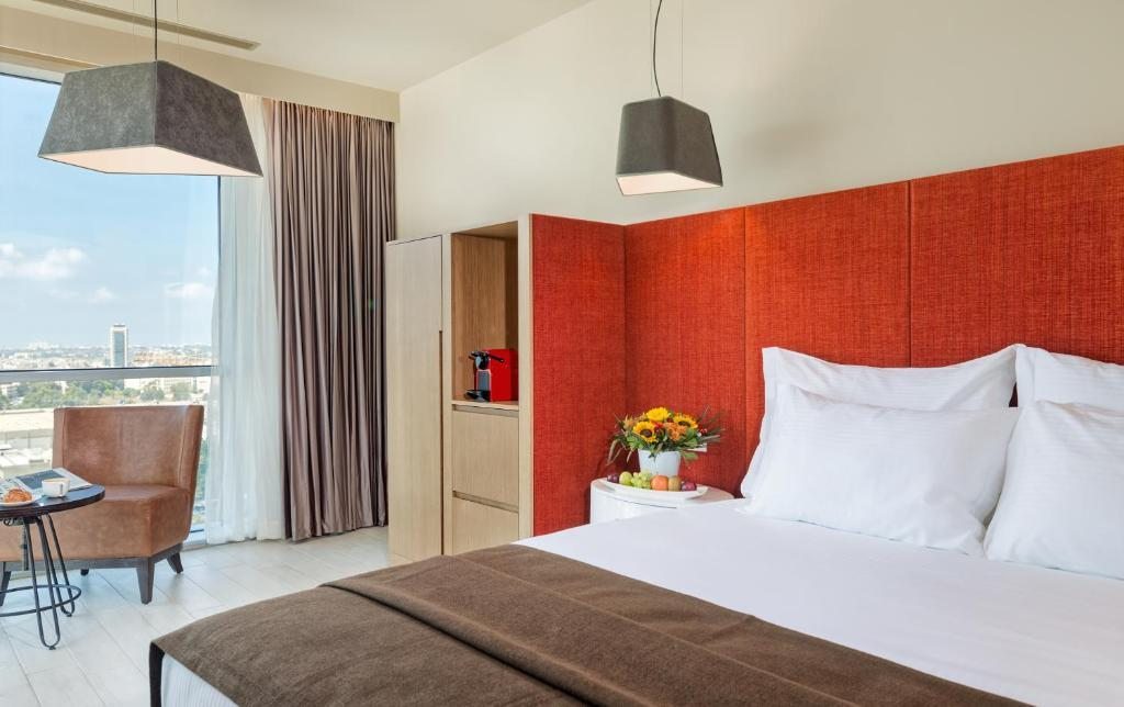 Двухместный (Premium Double or Twin Room, Business Lounge Access) отеля Prima Link Hotel, Петах-Тиква