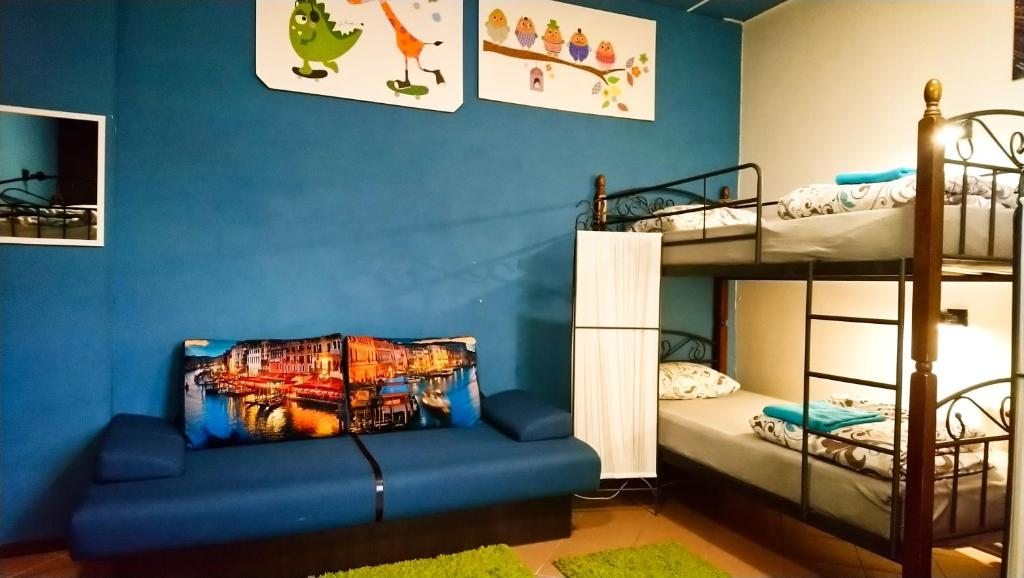 Номер (Кровать в общем 6-местном номере для мужчин и женщин) хостела Flatcom, Минск
