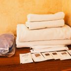 Четырехместный (Семейный двухкомнатный четырехместный блок (номер третий категории)), Отель Патио