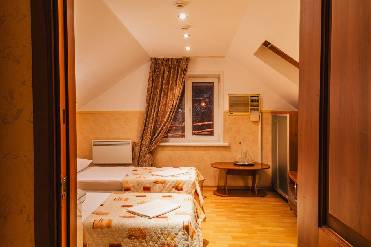 Четырехместный (Семейный двухкомнатный четырехместный блок (номер третий категории)), Отель Патио