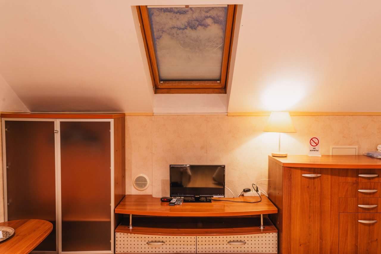 Трехместный (Стандарт трехместный двухкомнатный (номер первой категории)), Отель Патио