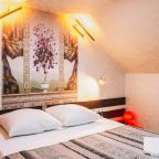 Трехместный (Стандарт трехместный двухкомнатный (номер первой категории)), Отель Патио