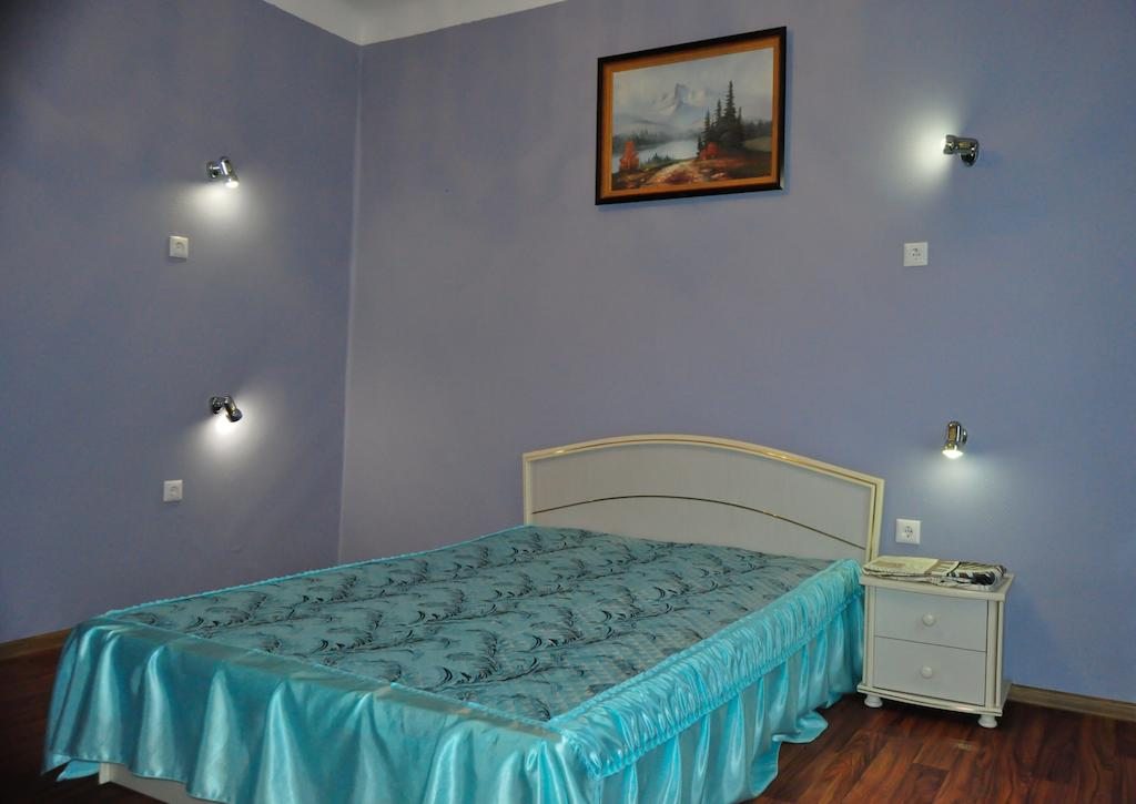 Двухместный (Двухместный номер эконом-класса с 1 кроватью) хостела Happy Hostel, Минск