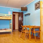 Номер (Кровать в общем 8-местном номере), Хостел Happy Hostel