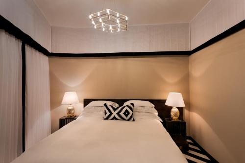 Сьюит (Стандартный люкс с 2 спальнями) отеля Brown Beach House by Brown Hotels, Тель-Авив