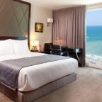 Двухместный (Представительский двухместный номер с 1 кроватью), Crowne Plaza Tel Aviv Beach