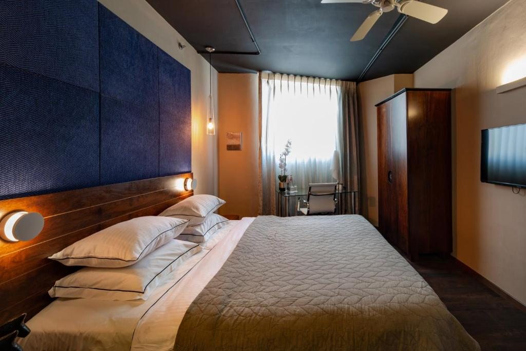 Сьюит (Суперлюкс (для 2 взрослых и 2 детей)) отеля Port and Blue TLV Boutique Suites, Тель-Авив