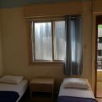 Номер (Двуспальная кровать в общем номере для мужчин и женщин), Sky Hostel