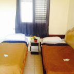 Номер (Двуспальная кровать в общем номере для мужчин и женщин), Sky Hostel