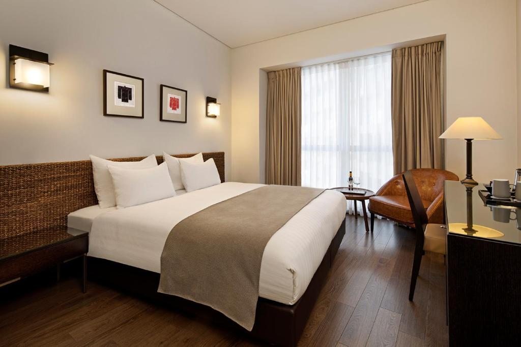 Двухместный (Представительский двухместный номер с 1 кроватью или 2 отдельными кроватями и видом на город) отеля Vital Hotel - Business Boutique Hotel, Тель-Авив