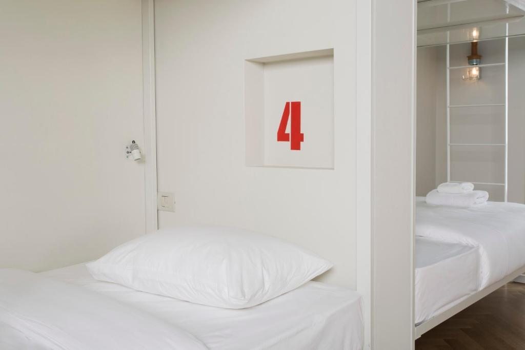 Номер (Кровать в общем 8-местном номере для женщин) хостела Florentin House, Тель-Авив
