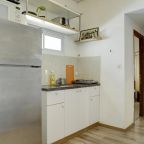 Апартаменты (Апартаменты с 2 спальнями и балконом - Ул. Hakovshim 22), Tel-Aviving Apartments