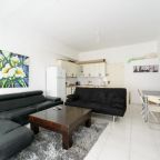 Апартаменты (Апартаменты с 2 спальнями - Ben Yehuda St, 18, Apt. 1), Tel Aviving Exclusive Apartments