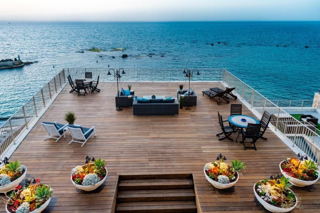 Сьюит (Люкс, вид на море) апарт-отеля Casa Nova - Luxury Suites & Boutique Apart-Hotel, Тель-Авив