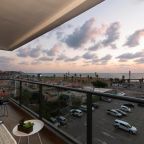 Апартаменты (Two Bedroom apartment with Sew view - 6 HaYarkon st), The Promenade Art - By TLV2GO