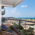 Апартаменты (Two Bedroom apartment with Sew view - 6 HaYarkon st), The Promenade Art - By TLV2GO