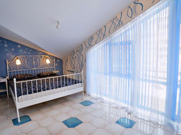 Фотография номера гостиницы 12 месяцев