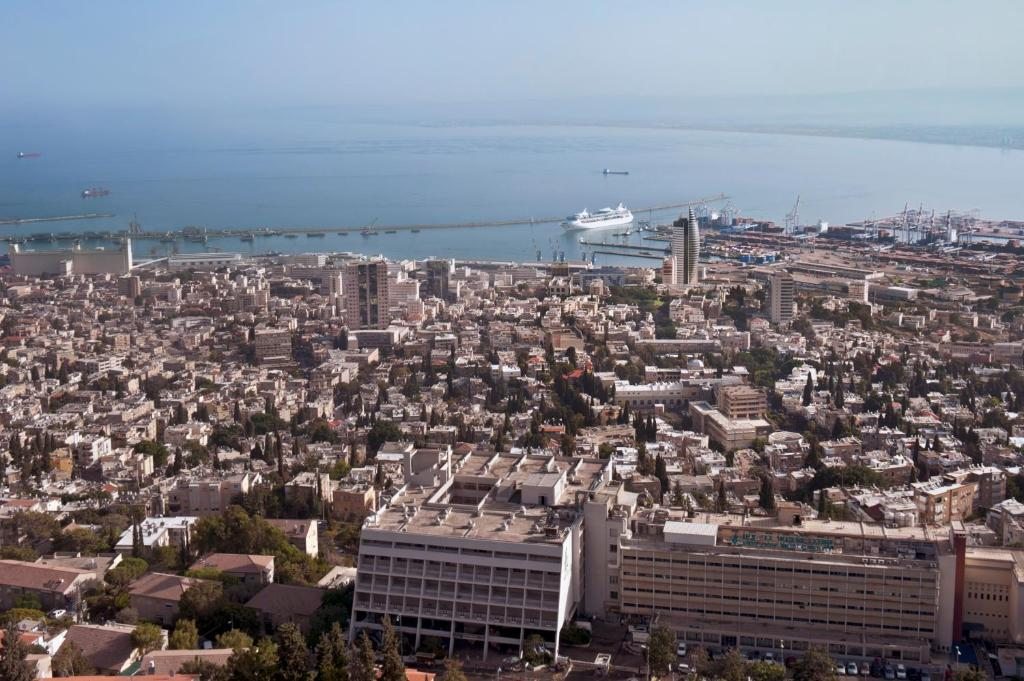 Двухместный (Двухместный номер Делюкс с видом на море - Для курящих) отеля Crowne Plaza Haifa, Хайфа