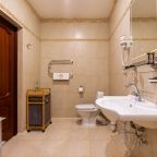 Трехместный (Люкс), Отель Золотой дельфин