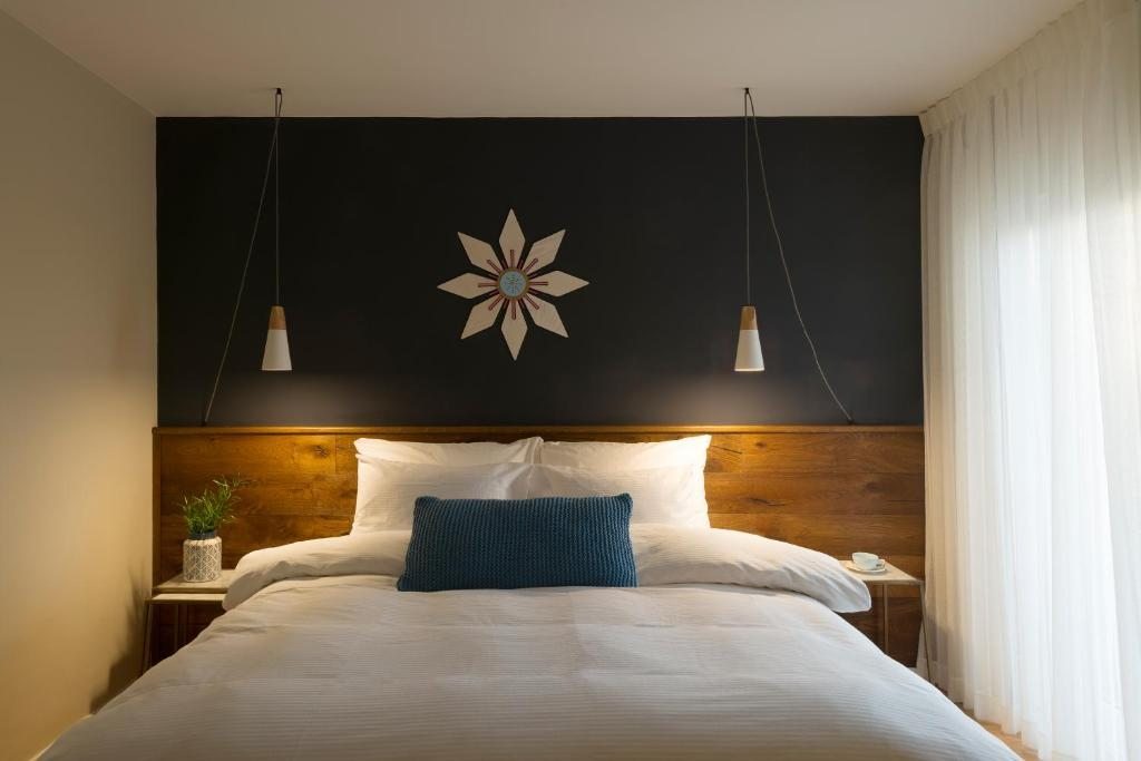 Двухместный (Улучшенный двухместный номер с 1 кроватью или 2 отдельными кроватями) отеля NEA Resort & People, Нагария