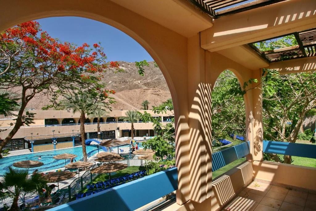 Вилла (Вилла «Юниор» с 3 комнатами и балконом - 60 кв. м (для 5 взрослых)) отеля Club In Eilat, Эйлат