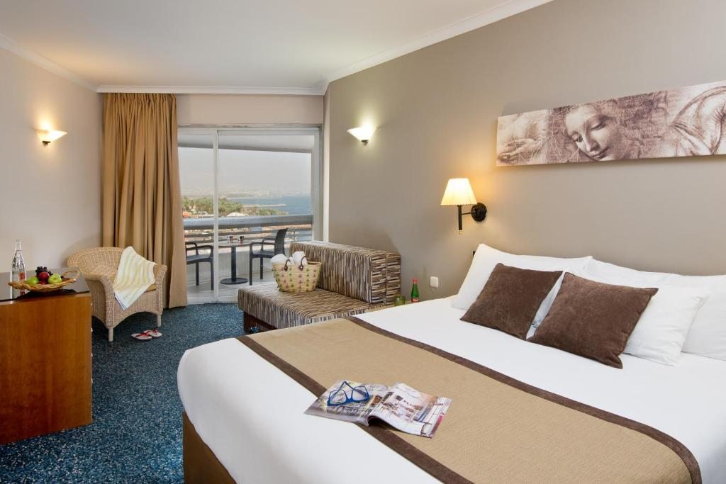 Двухместный (Улучшенный двухместный номер с 1 кроватью или 2 отдельными кроватями, вид на море - Один из верхних этажей) отеля Leonardo Plaza Hotel Eilat, Эйлат