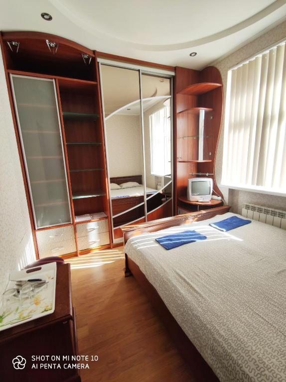 Двухместный (Двухместный номер эконом-класса с 1 кроватью и общей ванной комнатой) хостела Respect Aparts Hostel, Минск