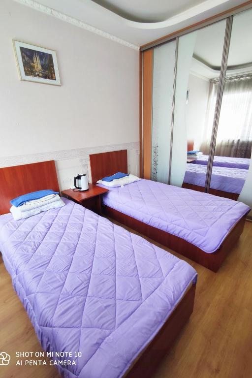 Двухместный (Двухместный номер с 1 кроватью или 2 отдельными кроватями, общая ванная комната) хостела Respect Aparts Hostel, Минск