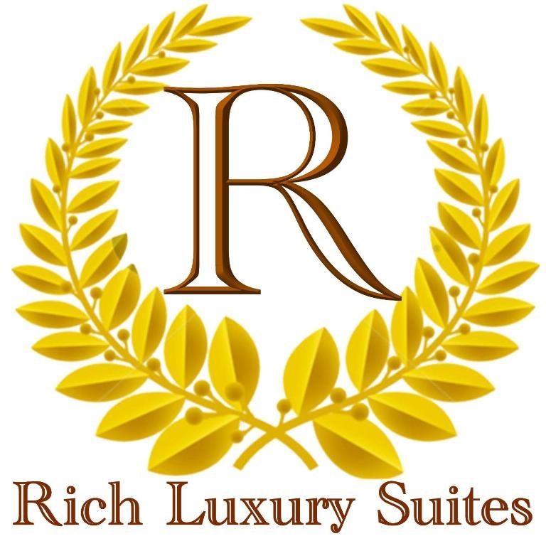 Сьюит (Полулюкс с видом на сад) отеля Rich Luxury Suites, Эйлат