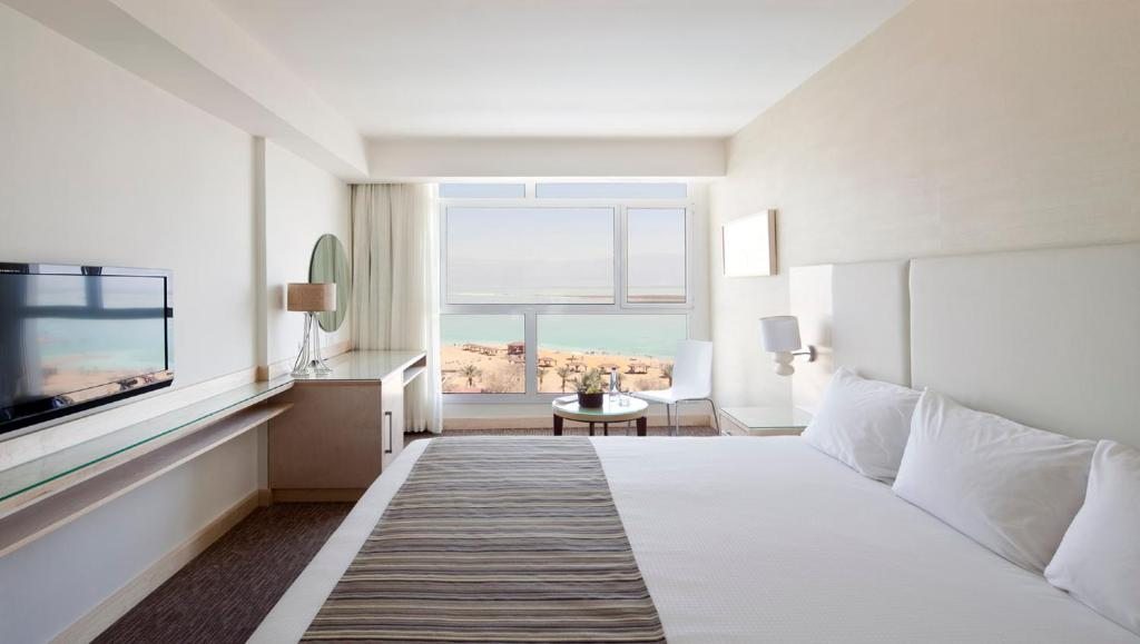 Двухместный (Двухместный номер с 2 отдельными кроватями) отеля Isrotel Ganim Hotel Dead Sea, Эйн-Бокек