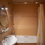 Трехместный (Стандартный трехместный номер), Отель Жемчужина