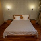 Двухместный (Стандартный двухместный номер (второй корпус)), Отель Жемчужина