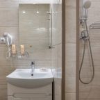 Меблированная комната классического формата с 1 кроватью