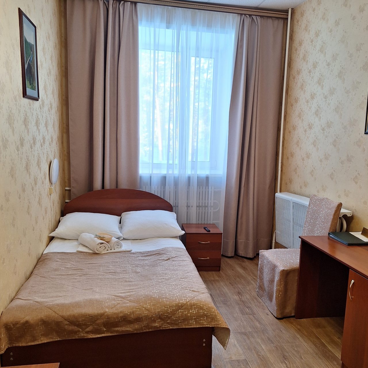 Одноместный (Одноместный стандартный номер с 2-спальной кроватью. 212, 215..), Гостиница Тимптон