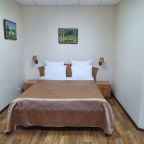 Люкс (Двухкомнатный 310), Гостиница Тимптон