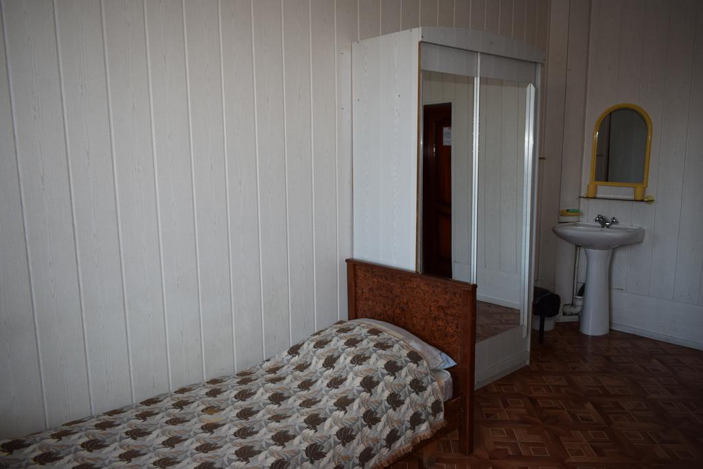 Двухместный (Без удобств) гостиницы Центральная, Рубцовск
