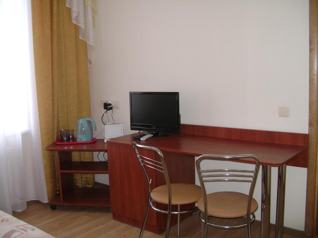 Двухместный (Стандартный двухместный номер с 2 отдельными кроватями и общей ванной комнатой) мини-гостиницы Браславские озера