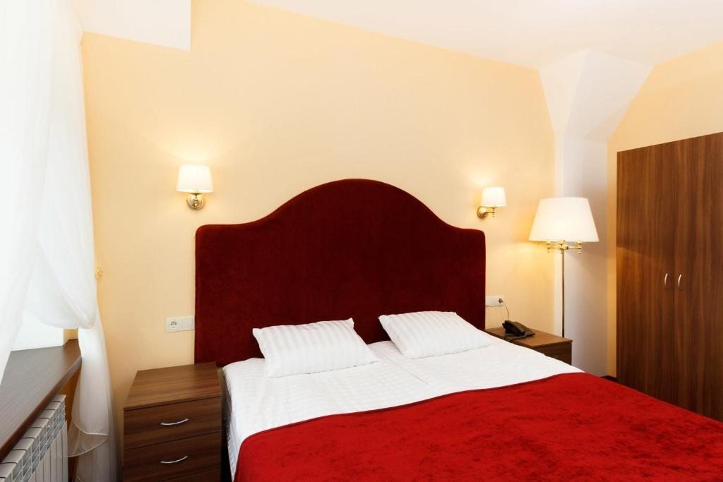 Двухместный (Стандартный двухместный номер с 1 кроватью или 2 отдельными кроватями, вид на город) отеля Braslaw Lakes, Браслав