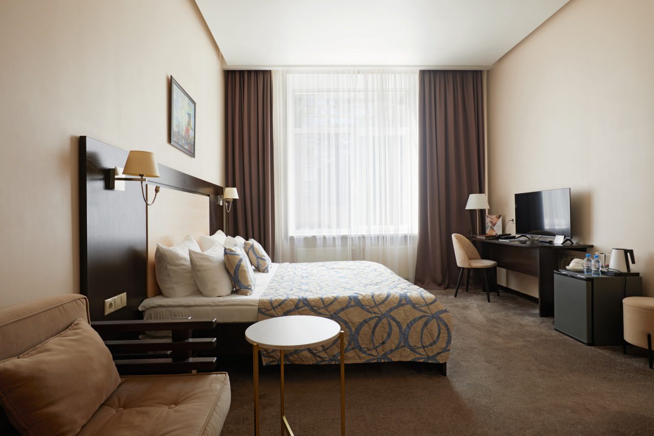 Номер Студия 107