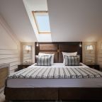 Номер Студия 301