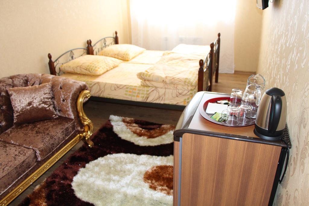 Двухместный (Улучшенный двухместный номер с 1 кроватью или 2 отдельными кроватями) гостевого дома Диадема Шереметьево, Долгопрудный