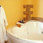 Люкс (С Джакузи), Гостиница Журавли