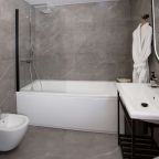 Сьюит (Люкс Бизнес), Гостиница Медвежий угол