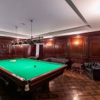 Бильярдная, Гостиница Медвежий угол