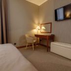 Люкс, Гостиница Медвежий угол