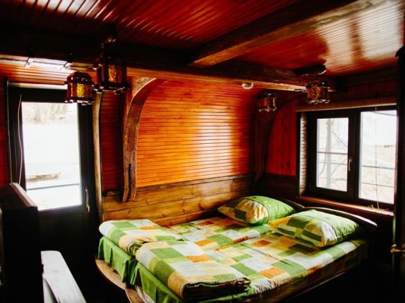 Фотография номера базы отдыха Дебаркадер базы отдыха Мастер